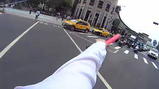 1070504縣民大道幫救護車指揮 Help ambulance open Through the intersection