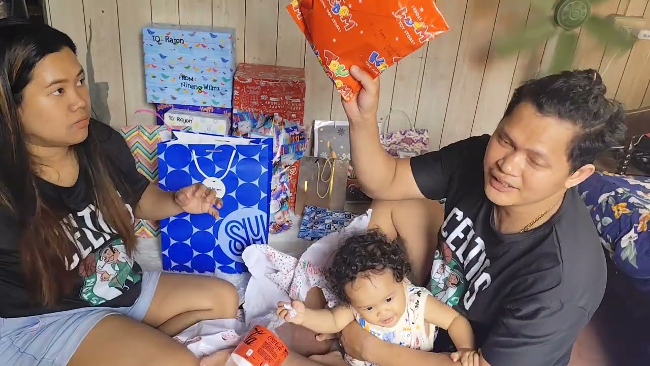 Open Gifts 1st Birthday RJ