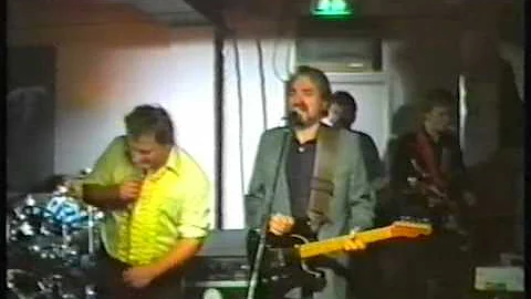Stephen Ackles and Narvel Felts on tour september ...