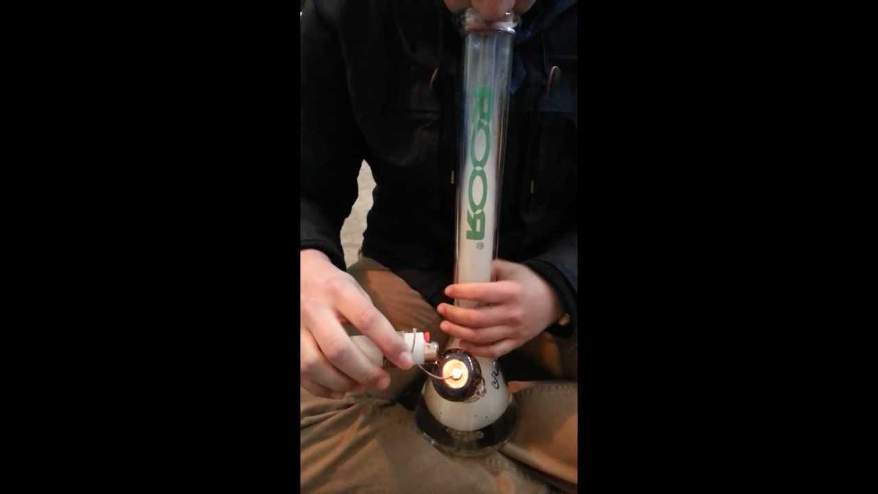 Huge RooR bong snap