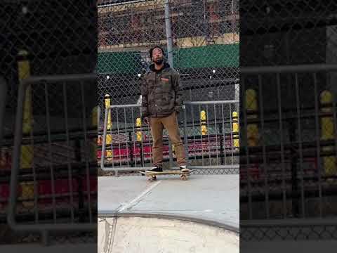 Nollie Lipslide