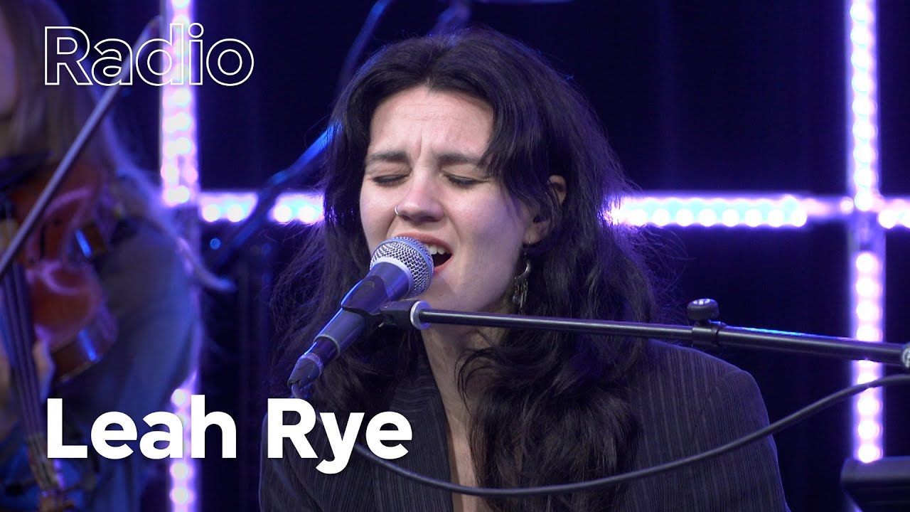 Leah Rye - live at 3voor12 Radio
