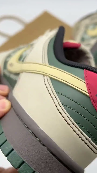 Nike Dunk Low “BMW M3”