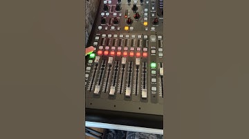 Behringer x32 Digital Mixer