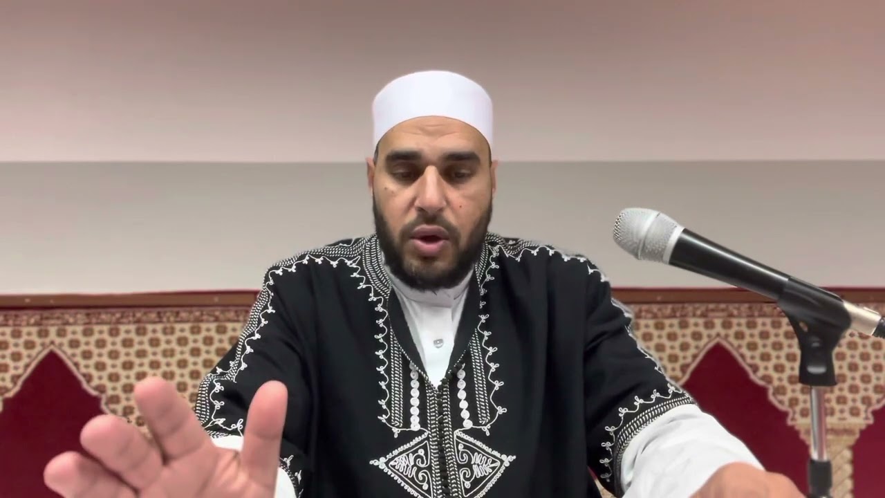 حكم كتابة الأملاك كلها أو بعضها باسم الزوجة