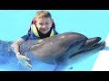 ПОДРУЖИЛСЯ С ДЕЛЬФИНОМ!!! Fast Sergey плавает с Дельфином! Видео для детей // video for kids