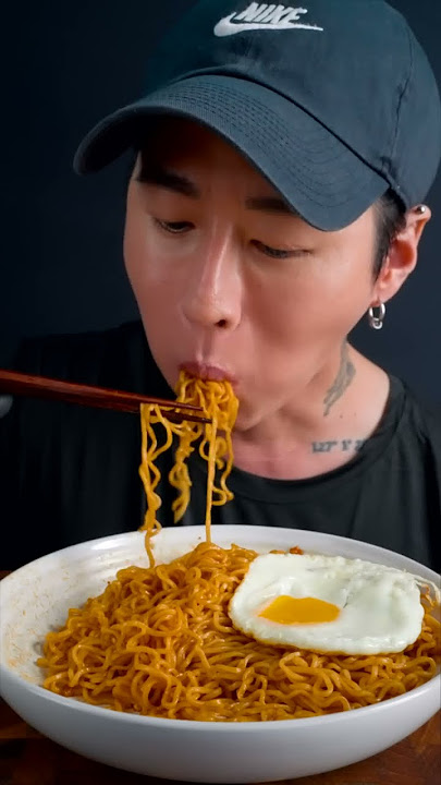 indomie mi goreng   egg