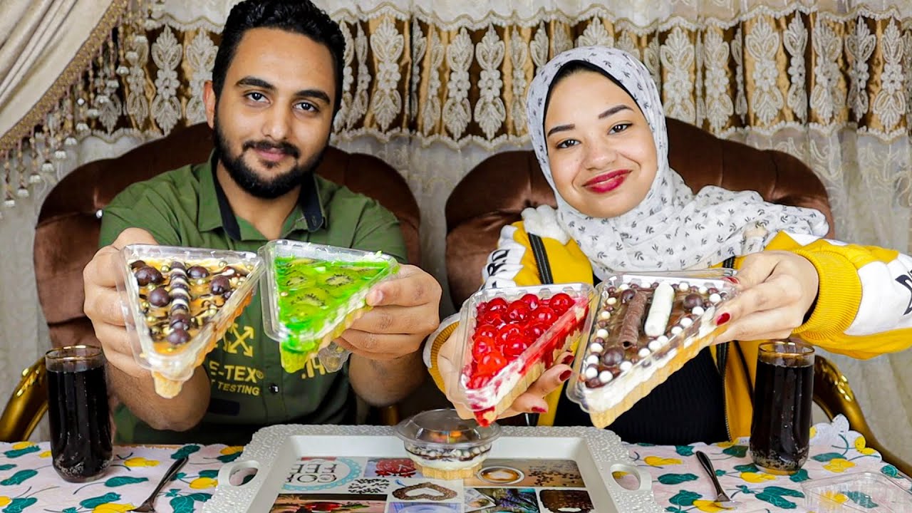 تجربة اكل تشيز كيك البيتي😋كيوي🥝نوتيلا🍫كريز🍒كراميل🍮