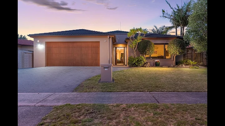 16 Bermuda Drive, Megan Benson
