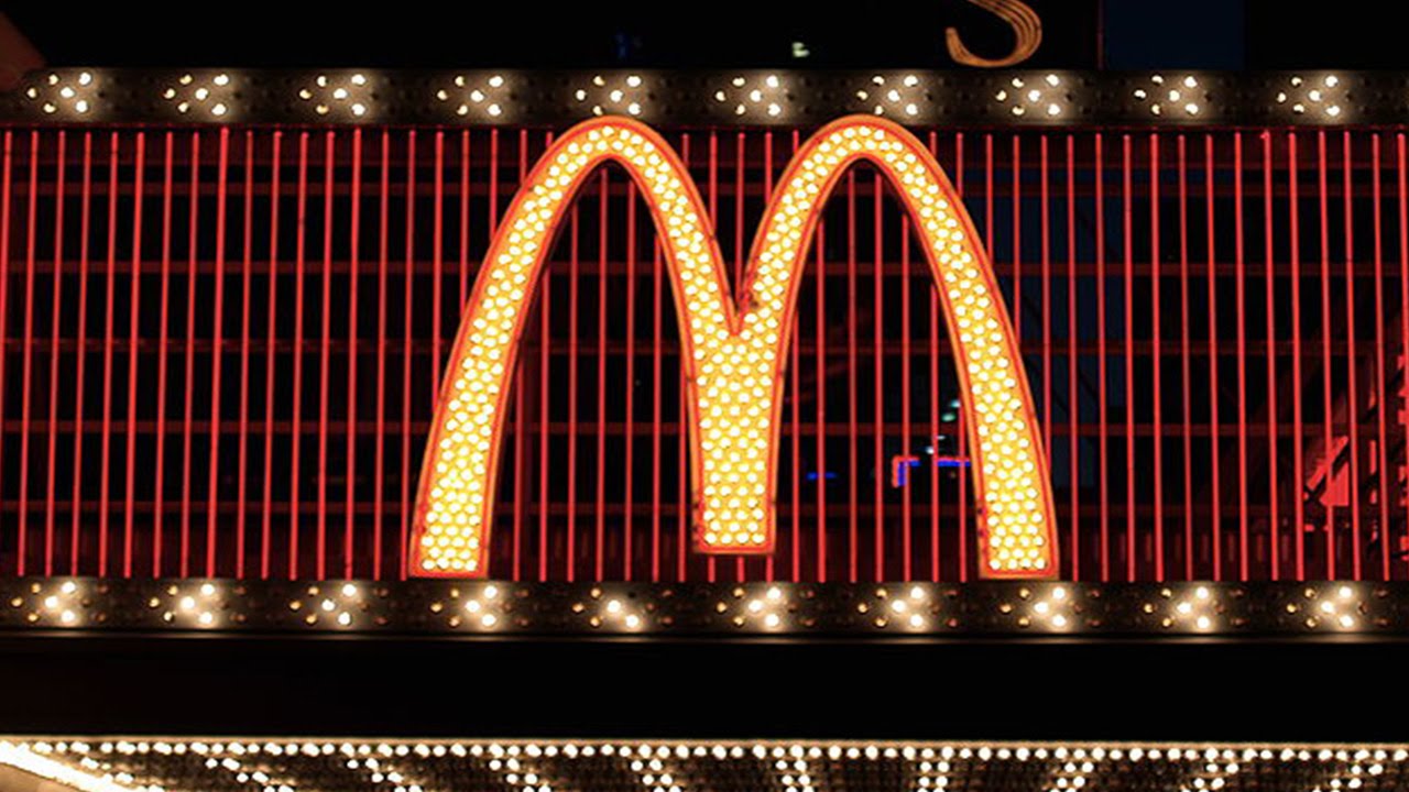 Fast Food Giant’s Plans to Revamp Leave Investors Craving More Detail on Menu Fast Food Giant’s Plans to Revamp Leave Investors Craving More Detail on Menu