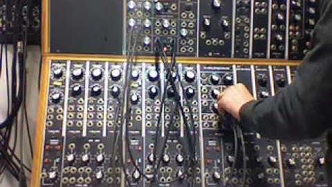 moog modular tutorial clip 16 sample and hold