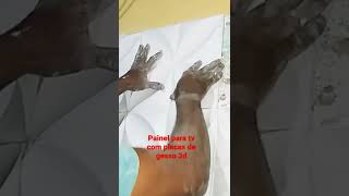 painel de tv com placas de gesso 3d.