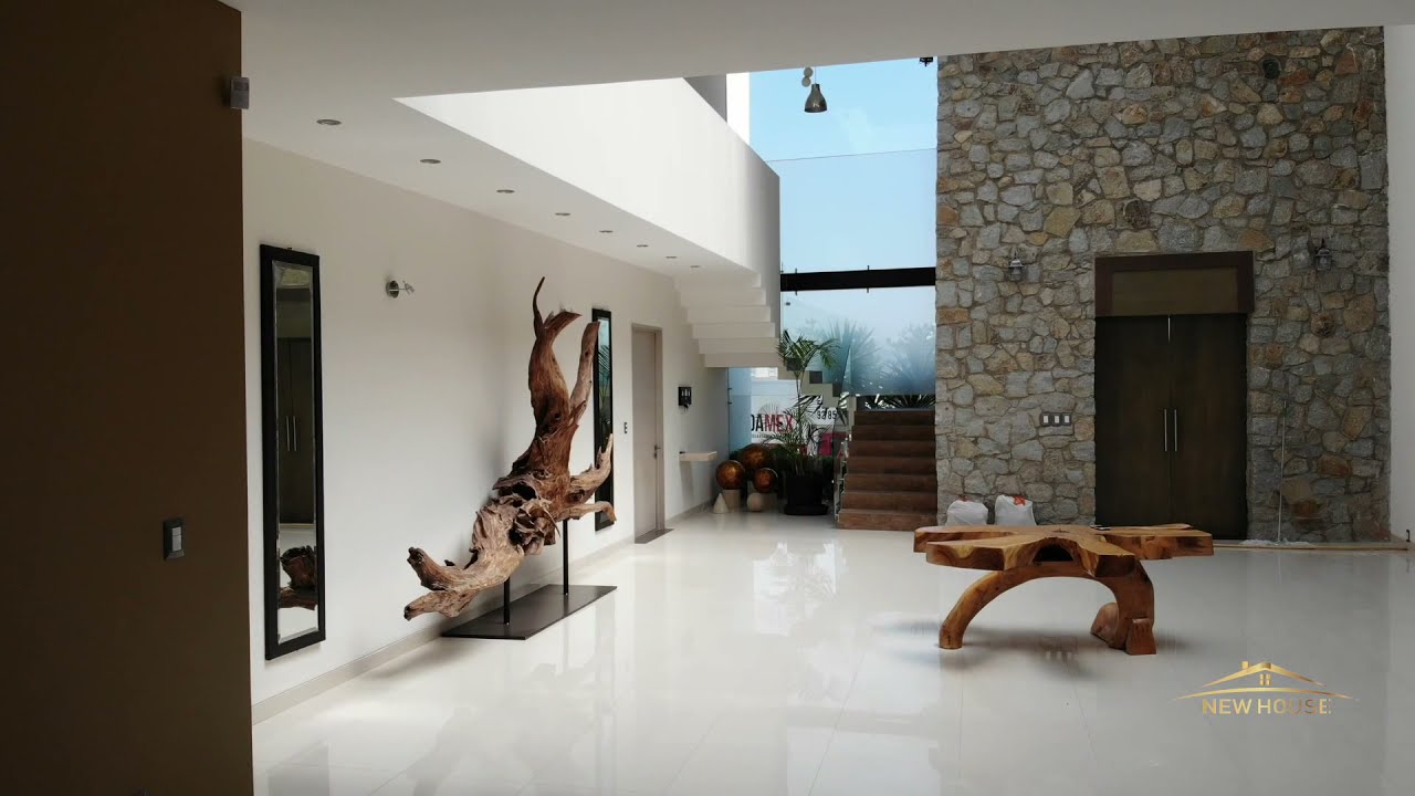 Mansion Espectacular Con Antro woow  en León Guanajuato en El Bosque Country Club #SoyNewHouse