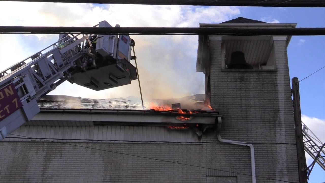Walnutport 4th Alarm Structure Fire 11.2.14 YouTube