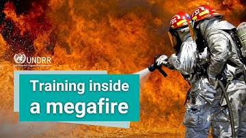How virtual reality is training firefighters for megafires | UNDRR