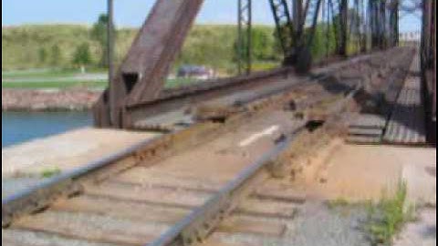 Swing bridge in action