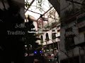 لحظة جميلة من مطعم داخل بيت دمشقي قديم مع عزف العود 🎶   oud music in a traditional Damascene house.