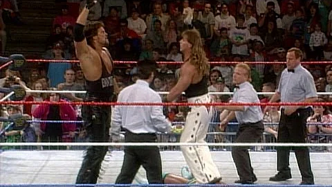 Razor Ramon vs. Jeff Jarrett: Raw - Intercontinental
