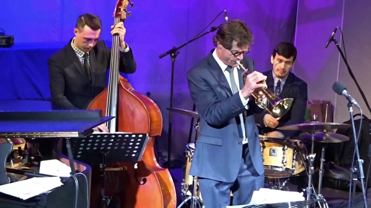 John Marshall Quartet - Vivacious Vivian (J. Marshall)