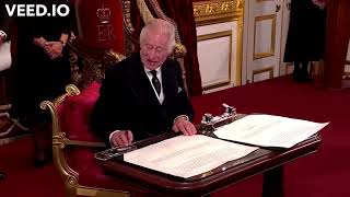 King Charles Iii Reprimands Aide. Queen Elizabeth Turns In Her Grave.