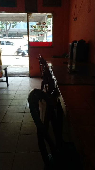 VIDIO MENTAHAN LAGI NGOPI DI WARTEG