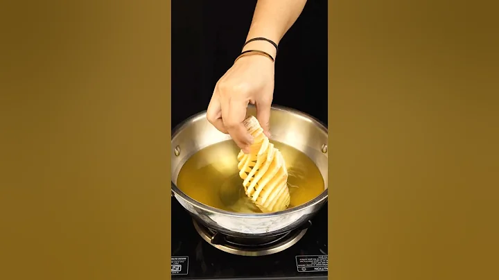 Crunchy Potato Spiral ASMR Cooking || #shorts #asmr #recipe #indianasmrworld #cooking #food #viral