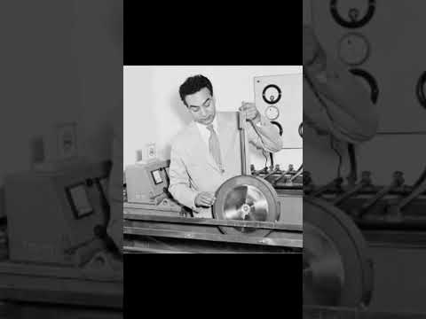 اللحظات الأخيرة من حياه الفنان والموسيقار محمد فوزى ومعاناته مع المرض النادر