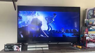 Coco 2017 Ernesto Throws Miguel