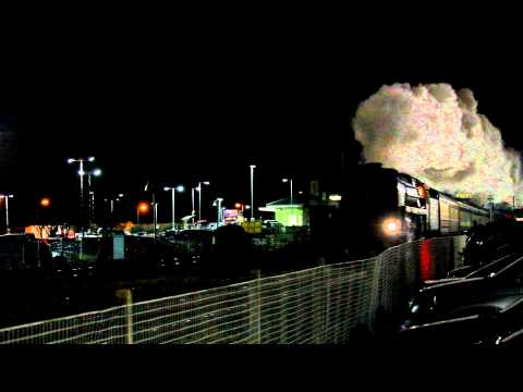70000 'Britannia' blasts through Chippenham at speed