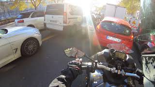 Quand tu veux faire de l'interfile en Yamaha Niken