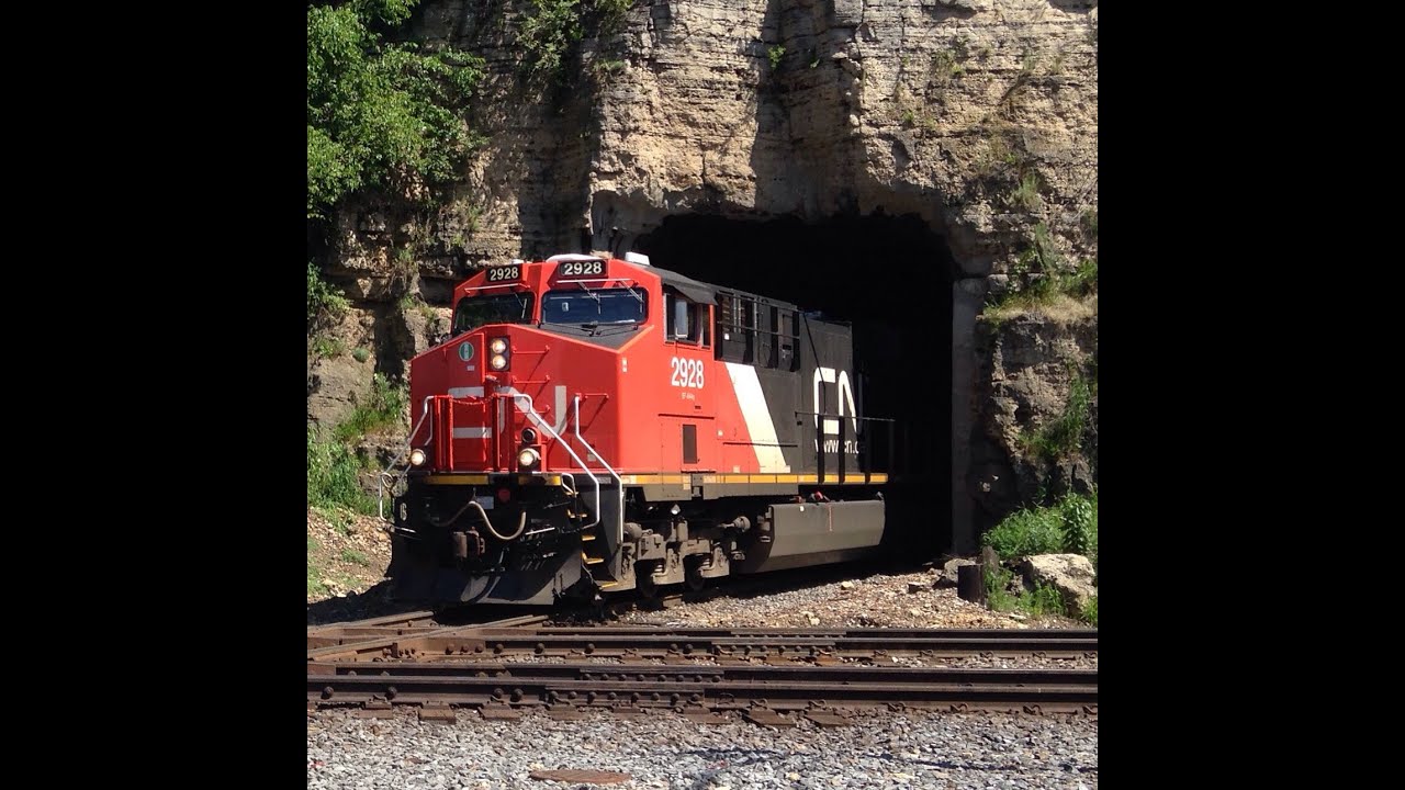 CN 2928 W with GT 4622 exiting E. Dubuque tunnel, 7.31.2015