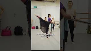 Download Lagu Laten we een goede arabesque doen! Gebruik de barre ✨ #ballettips #balletlife #vaganova #arabesque MP3