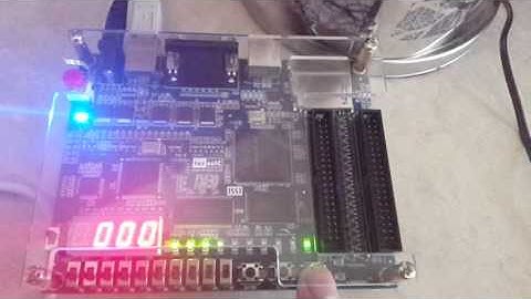 Reaction Timer on a DE0 board