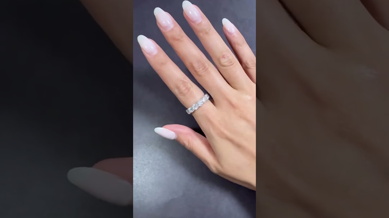 2ct/0.3ct×7石4.3mm幅 〗ラボグロウンダイヤモンド ハーフエタニティ