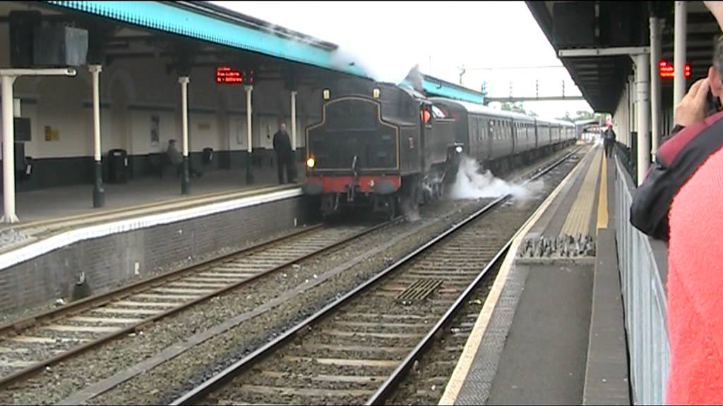Portrush Flyer meets Northern Ireland Railways newest train 31st july 2011.
