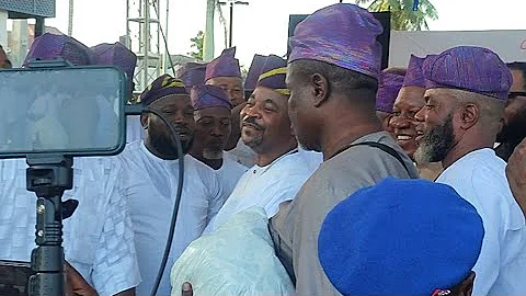 MC OLUOMO STORM TOLU OBEY STAGE ON K1 DE ULTIMATE AS OLORI OMOOBA OF AKILE IJEBU LAND