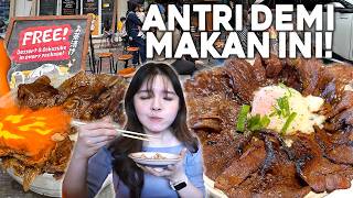 Download Lagu MAKAN DISINI HARUS AMBIL DAFTAR DULU, TAPI YANG MAKAN TETEP RAME AJA! MP3 Download Lagu MAKAN DISINI HARUS AMBIL DAFTAR DULU, TAPI YANG MAKAN TETEP RAME AJA! MP3