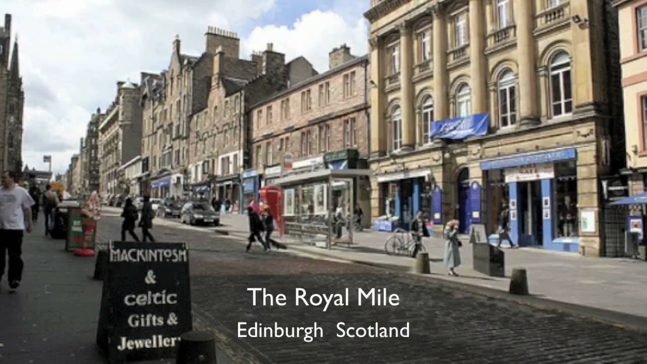 Phones mile. Эдинбург Royal Mile. Дом Джона Нокса, Королевская миля, Эдинбург. Королевская миля (2015). Подземная улица Эдинбург.