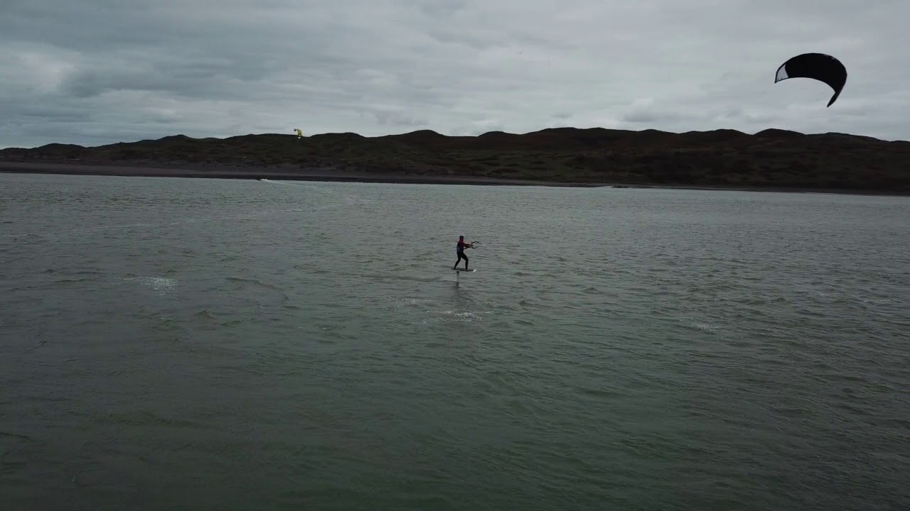 Carving run on the J Shapes Cruzer foil