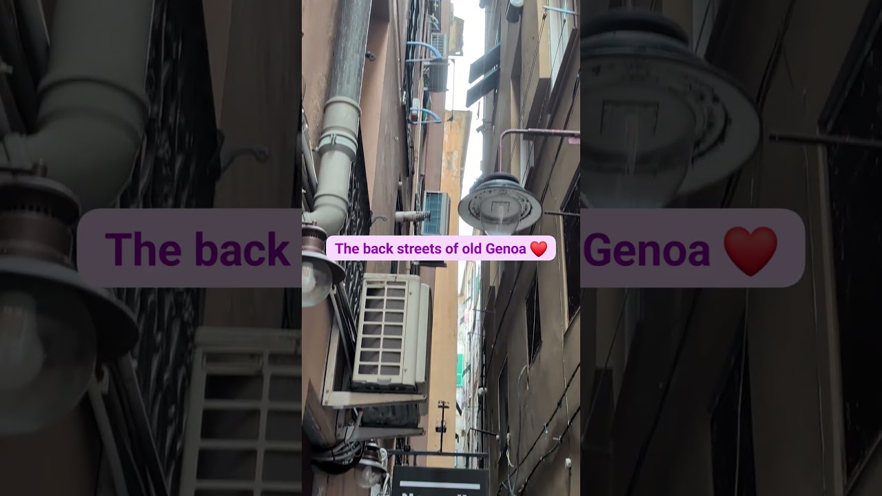 Exploring Old Genoa's Backstreets