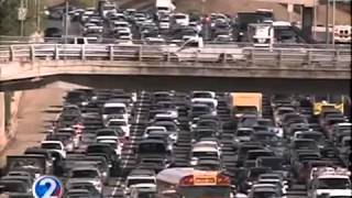 H-1 freeway west bound lanes re-opened after spill cleared