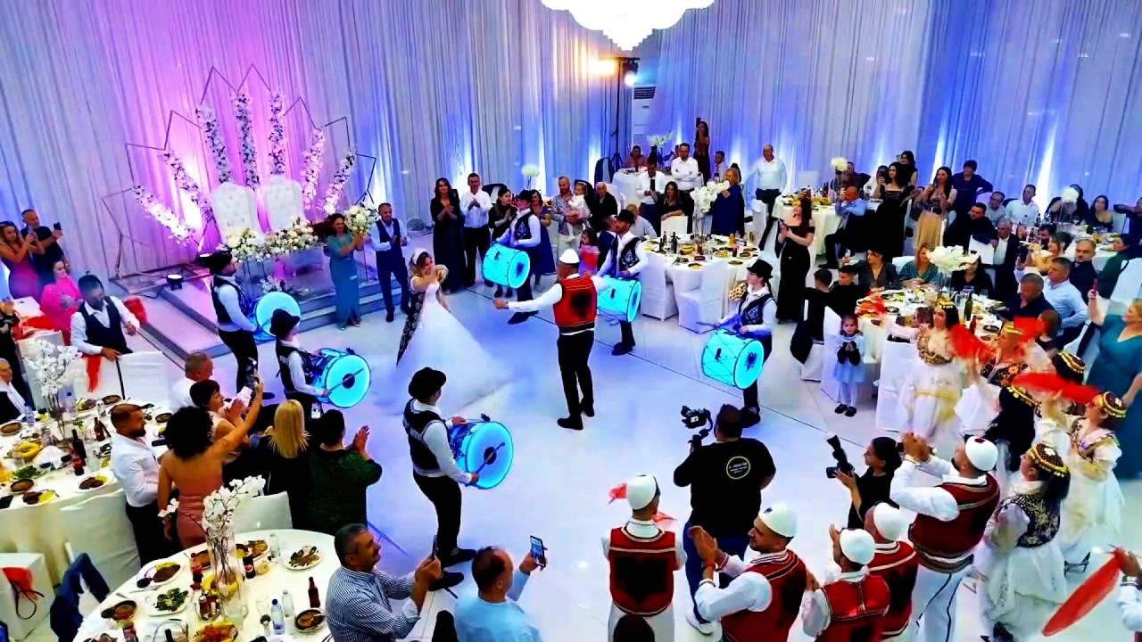 Muhteşem Arnavut Düğünde kısa fragmanlar