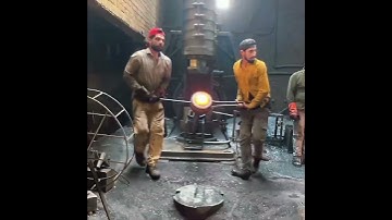 Forging a Wheel Axle from Rusty Ship Chain (Start to Finish)