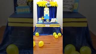 DIY Despicable me Minion Yellow and blue  boy birthday party decorations ideas