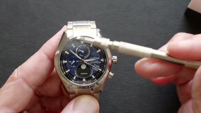 Unboxing Citizen CB5945-85L - YouTube