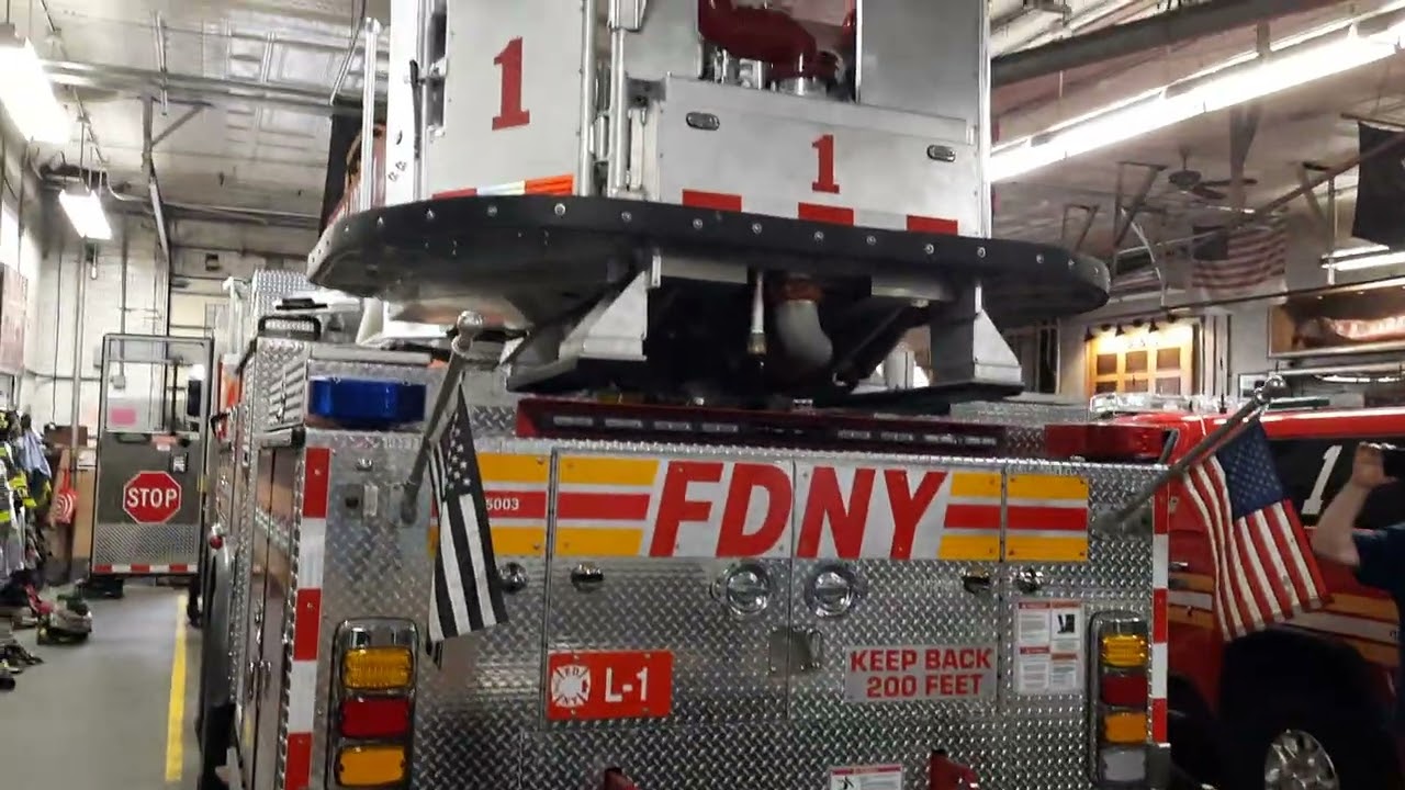 BRAND NEW FDNY LADDER 1 ON DUANE ST 9/20/25  ITS A 2025 SEAGRAVE 75ft TOWER LADDER 