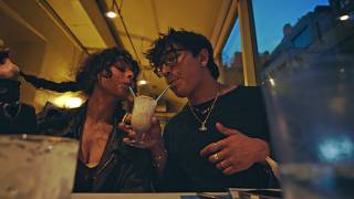 Nafeesisboujee - Red Top Official Visualizer