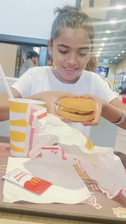 Tasty tasty yummy yummy 😋🤤 #jiskeaanesemukammalhogayithizindagisong #hindisong #love #music