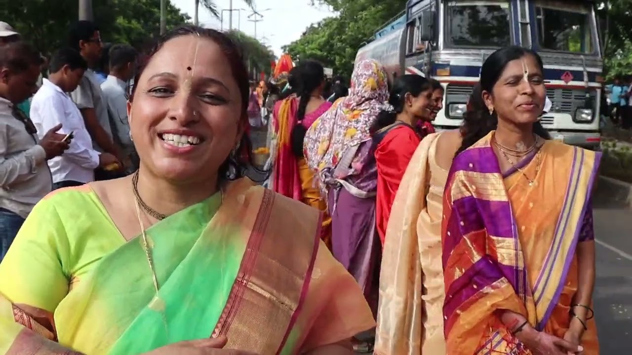 श्री श्री जगन्नाथ रथ यात्रा २०२५ क्षणचित्रे - इस्कॉन बारामती (सौरभ जगताप यांच्याद्वारे चित्रित)