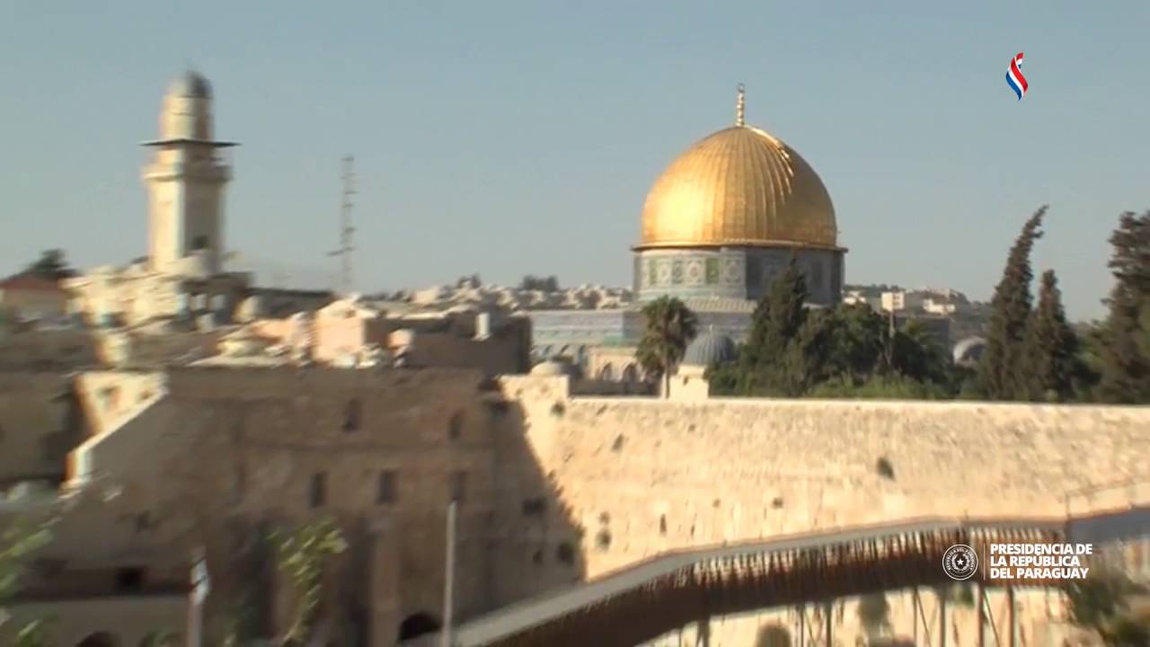Presidente Horacio Cartes recorrió el Centro histórico de Jerusalén - YouTube